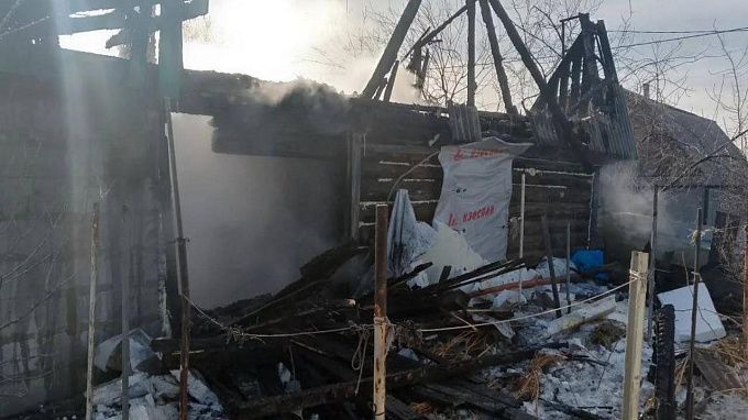 Жилой дом сгорел дотла в районе Бурятии