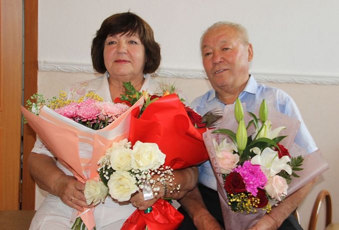 Любовь с первого танца. В Бурятии рассказали историю пары, прожившей в браке 50 лет