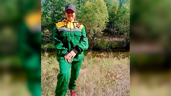 Женщины наравне с мужчинами борются с лесными пожарами в Бурятии
