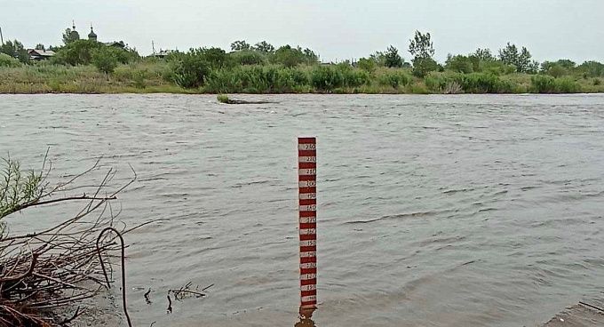 В Улан-Удэ уровень воды в Селенге резко поднялся еще на 21 см