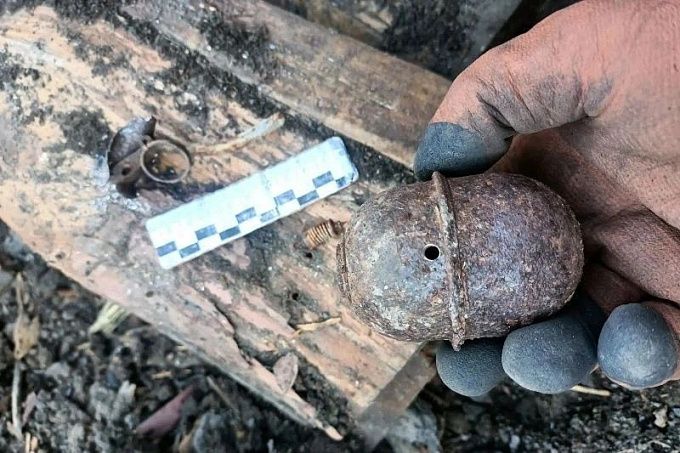 Учебную гранату нашли во дворе дома в Бурятии