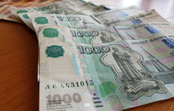 Студент «обезопасил» 65 тысяч на счетах мошенников