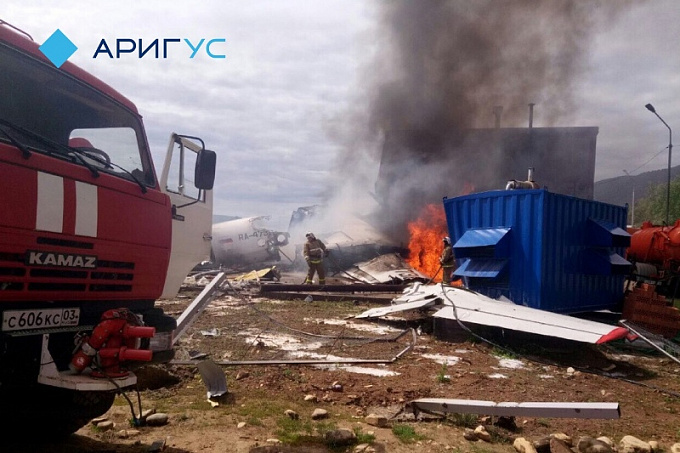 Сотрудник очистных, куда врезался самолет Ан-24 в Бурятии, помогал спасать пассажиров 