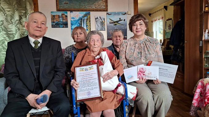 В Бурятии 100-летний юбилей отметила участница трудового фронта