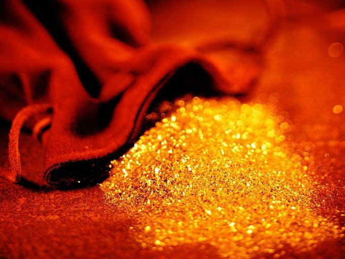 Золото стоимостью более 100 тысяч рублей пытались вывезти из Бурятии в соседний регион