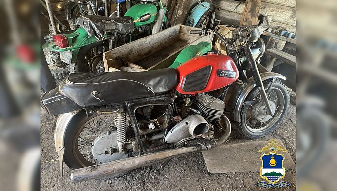 Юный житель Бурятии украл два мотоцикла у пенсионера