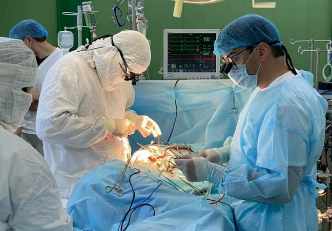 В Бурятии впервые провели сложные операции годовалым пациентам