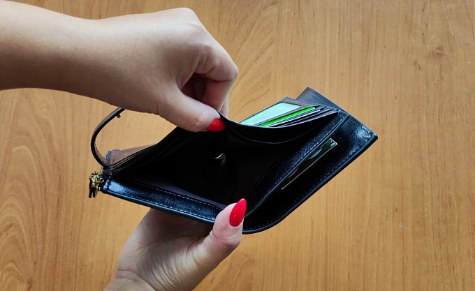 Мошенники притворились квартиросъемщиками и опустошили карту жительницы Бурятии