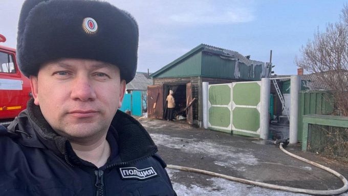В Бурятии автоинспектор предотвратил трагедию