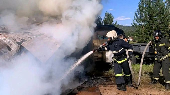 Шесть пожаров потушили за сутки в Бурятии