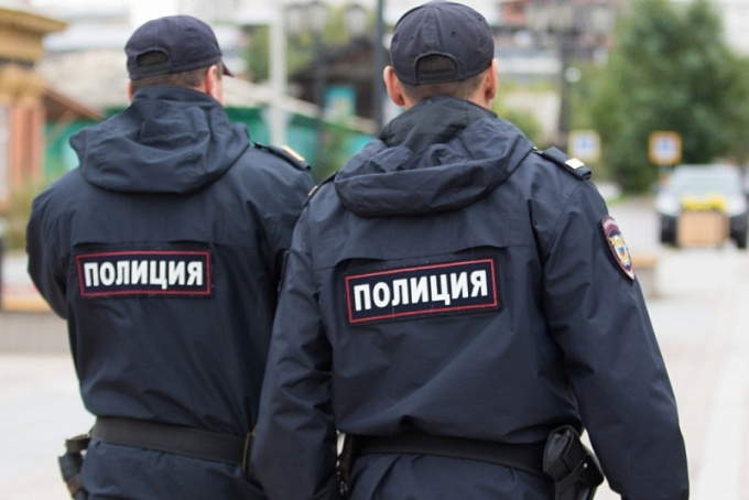 Троих жителей Бурятии осудили за нападение на полицейских 