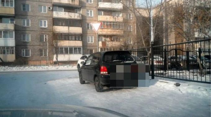 В Улан-Удэ автомобилисты 250 раз нарушили правила парковки за неделю