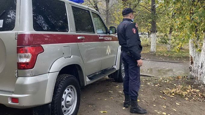 В Улан-Удэ дворник ограбил женщину из-за отказа покупать алкоголь