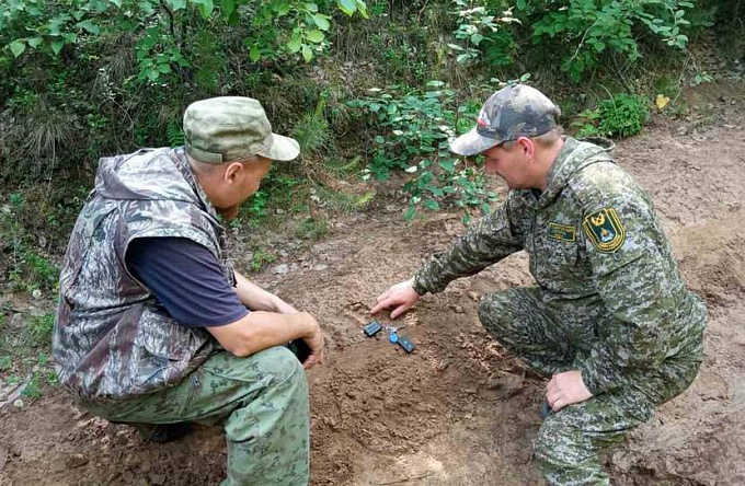 В Улан-Удэ инспекторы обследовали медвежьи следы