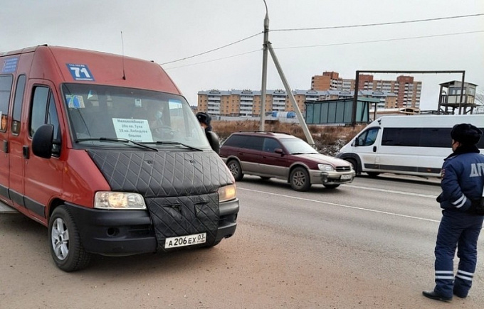 В Улан-Удэ во время проверки автобусов не нашли ни одного «антимасочника»