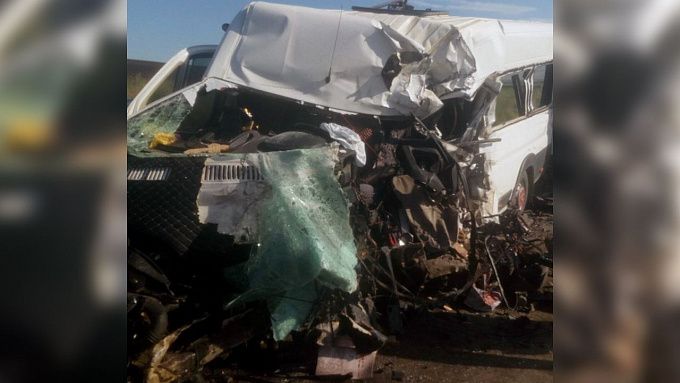 Страшная авария в Бурятии: Лоб в лоб врезались рейсовый автобус и грузовик. ФОТО