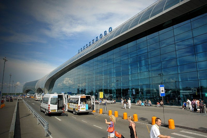 В аэропорту Домодедово снова «заминировали» самолеты