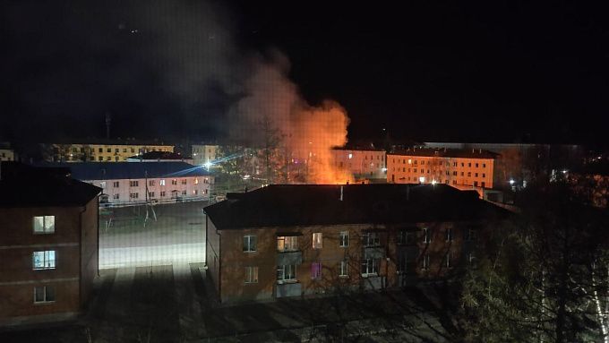 Неизвестные подожгли дом в Бурятии