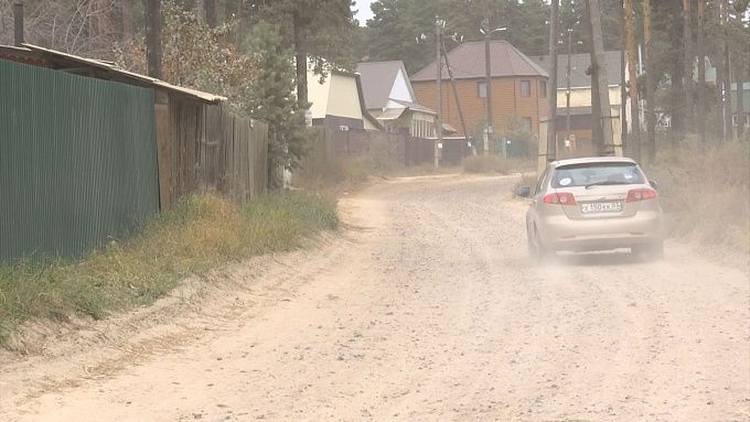 Садовод разъяснил правила установки глухих заборов в садах
