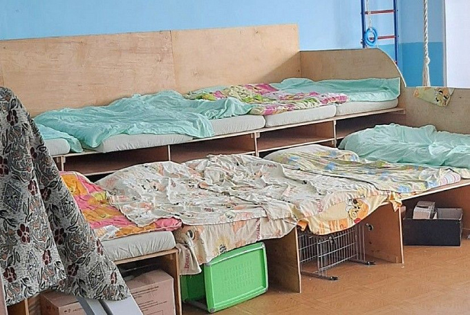 «В колонии и то удобнее»: В улан-удэнском детсаду кровати нарекли нарами