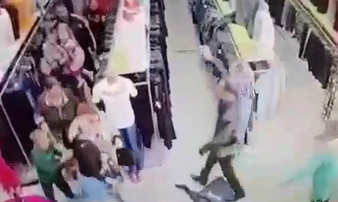 В Бурятии осудили налётчиков на торговый центр 
