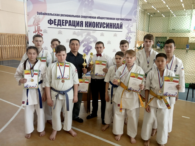Каратисты из Улан-Удэ привезли домой 14 медалей