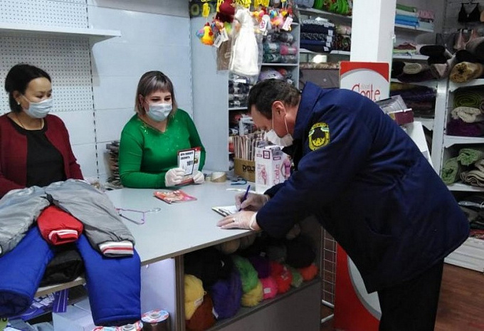 В Бурятии за нарушение антиковидных мер оштрафовали более 19 тысяч предприятий и граждан