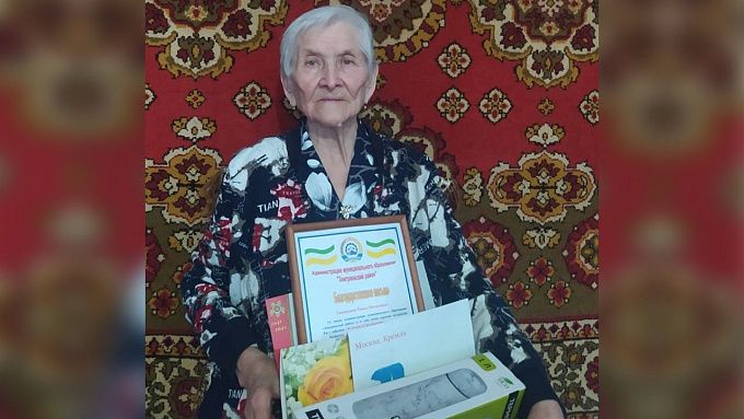 В Бурятии труженица тыла отметила 90-летний юбилей 