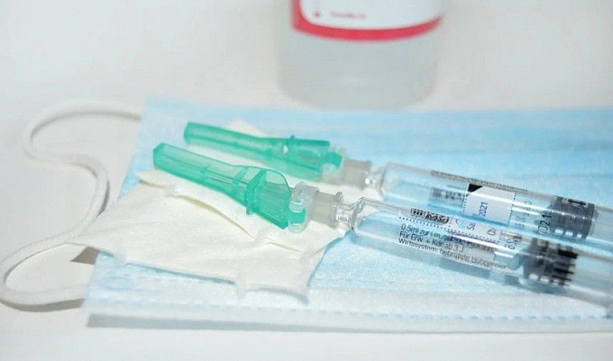 Частным клиникам Бурятии разрешили проводить вакцинацию