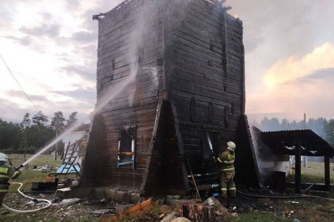 В Бурятии на территории санатория сгорела водонапорная башня