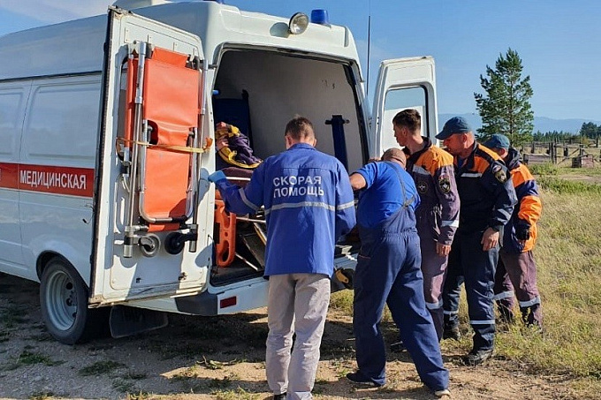 Туристка из Москвы сломала ногу в горах Бурятии