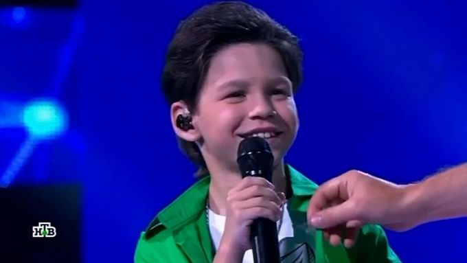Юный исполнитель из Бурятии прошел в полуфинал шоу «Ты супер!»
