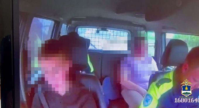«Достаточно взрослый»: жительница Бурятии выгораживала сына-подростка на мопеде