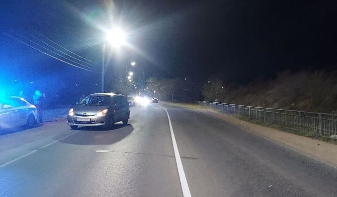 В Бурятии мужчина, попавший под колеса авто, скончался в больнице 