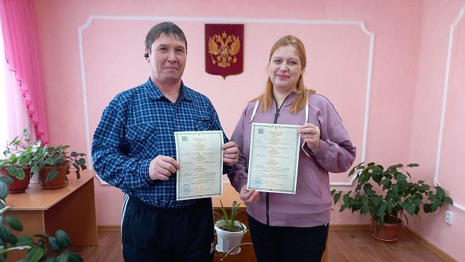 Королевская двойня родилась у пары в районе Бурятии
