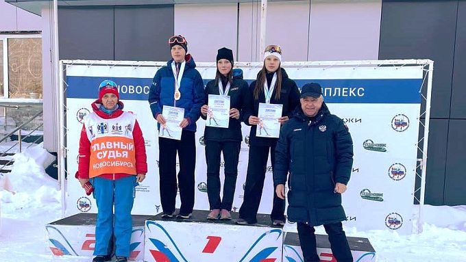 Спортсменка из Бурятии выиграла золото на первенстве ДФО по биатлону