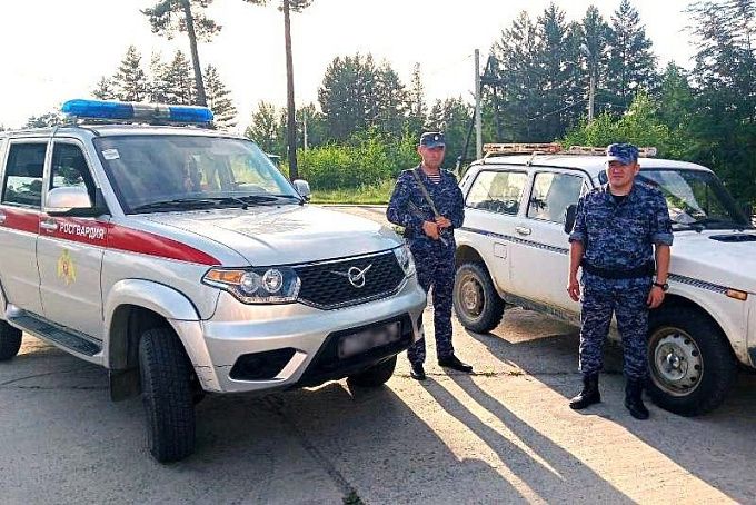 В Бурятии сельчане «заложили» пьяного лихача на Ниве