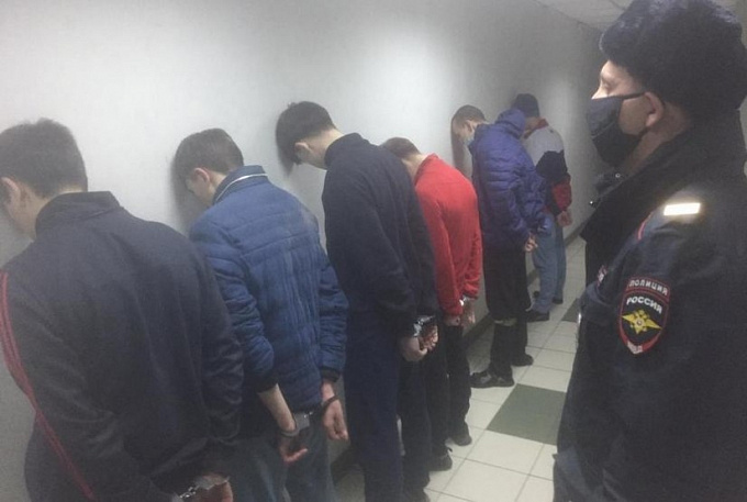Шестерых сбежавших пациентов психбольницы задержали в Иркутске