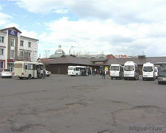 Конечную остановку автобусов с площади Банзарова перенесут на автовокзал
