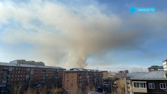 «Жесть»: Улан-удэнцев напугали мощные клубы дыма. ФОТО, ВИДЕО
