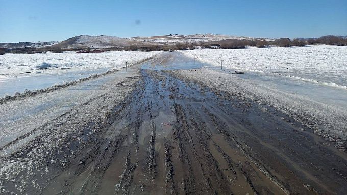 Еще две ледовые переправы закроют в Бурятии