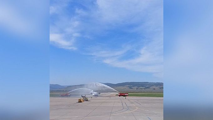 В Улан-Удэ прибыл первый рейс из Горно-Алтайска