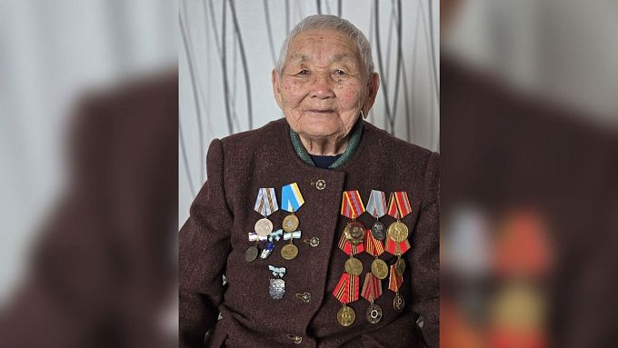 В Бурятии труженица тыла и многодетная мама отметила 95-летний юбилей