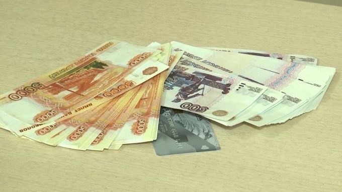 Средняя зарплата в Бурятии превысила 63 тысячи рублей