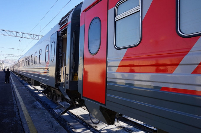 Четыре пьяных жителя Бурятии устроили дебош в поезде