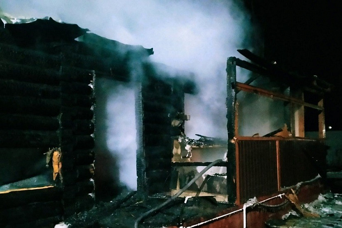 В Бурятии за сутки горели два жилых дома