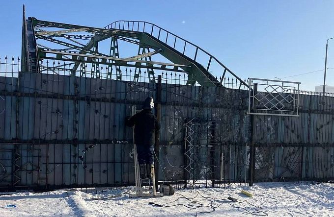В Улан-Удэ старый мост через Селенгу полностью закрыли