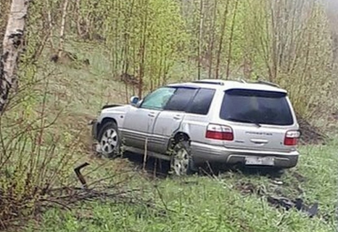 В Бурятии водитель Subaru разбился насмерть, врезавшись в тягач (ФОТО)