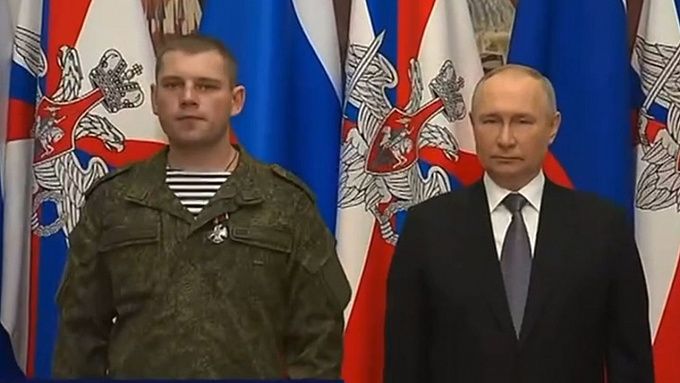 Путин наградил военного из Бурятии Орденом Мужества