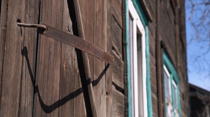 Глава Следкома России поручил возбудить уголовное дело из-за аварийного дома в Бурятии